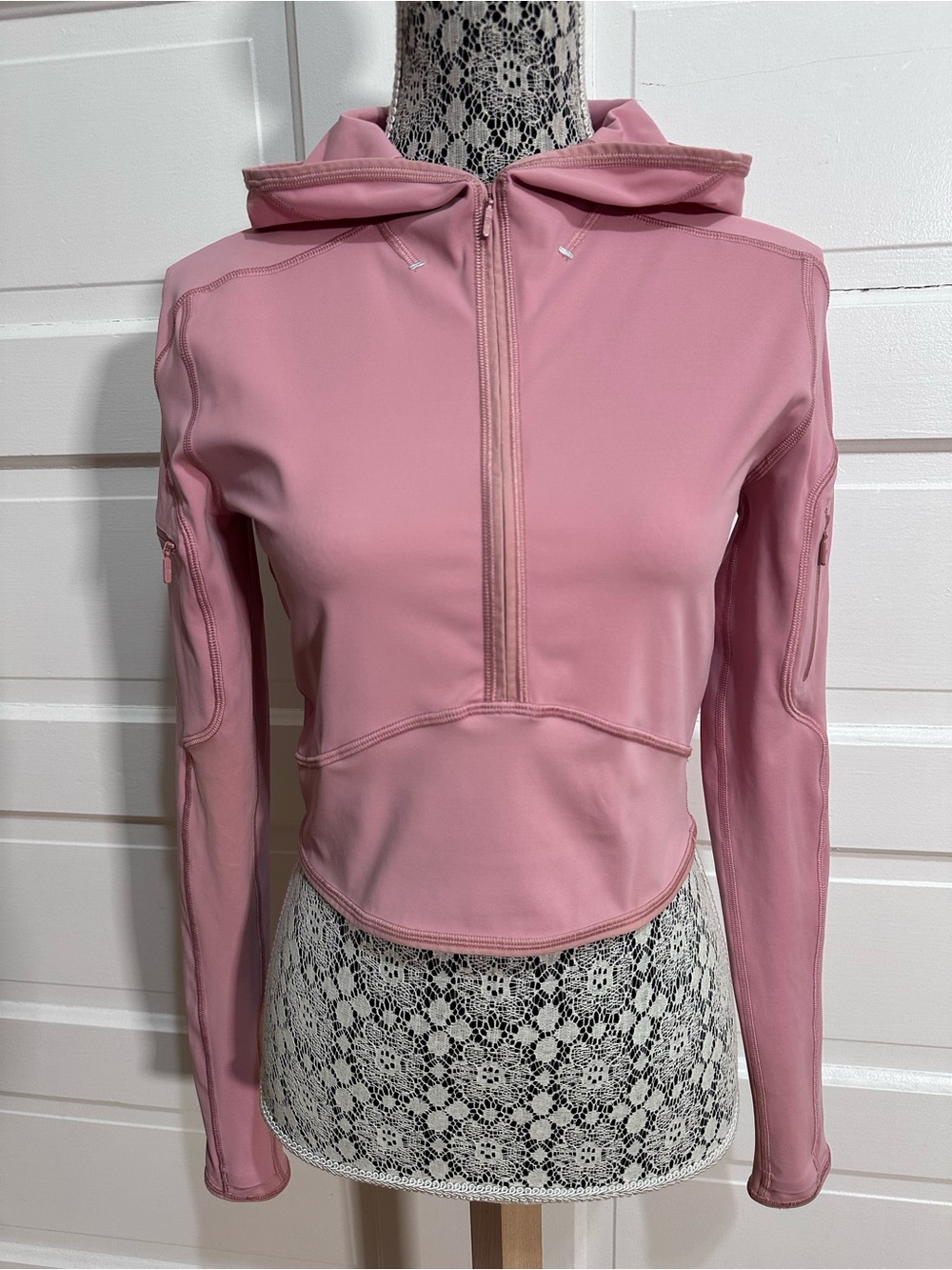 Lululemon Break a Trail 1/2 Zip Hoodie Size 4 Pink Pastel Stretch $128